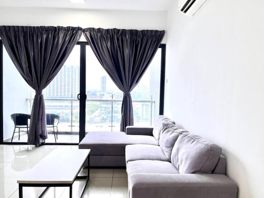 Atlantis By Conceptial Apartment *
